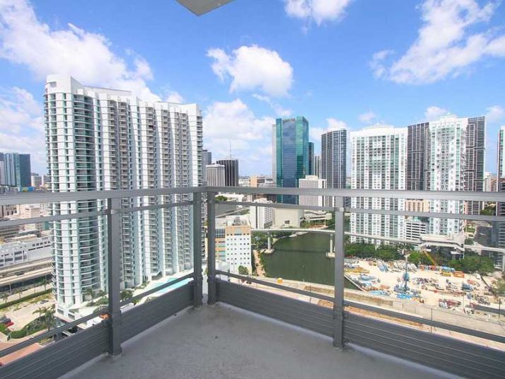 92 SW 3 ST # 3001, Miami, FL 33130