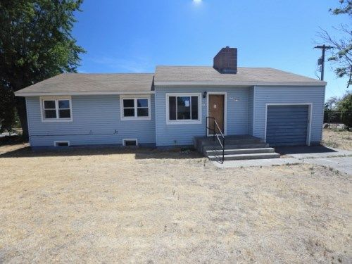 1520 E George Street, Pasco, WA 99301