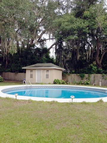 903 Market Street, Darien, GA 31305