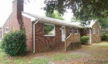 102 Maxwell Ln Newport News, VA 23606