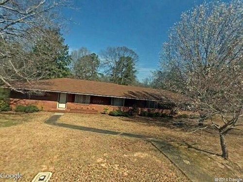 10Th St, Lanett, AL 36863