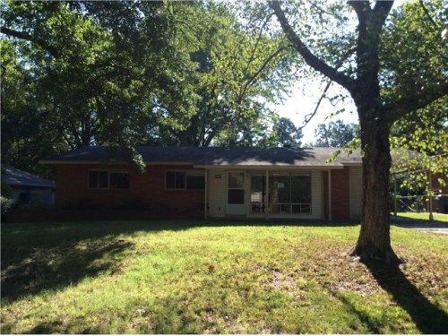 1818 James St, Jonesboro, AR 72401