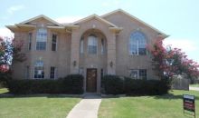 2002 Pecan Grove Dr Garland, TX 75040