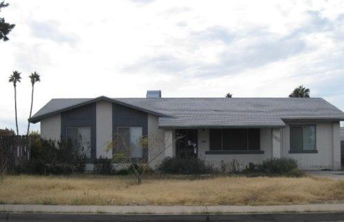 7413 W Hatcher Rd, Peoria, AZ 85345