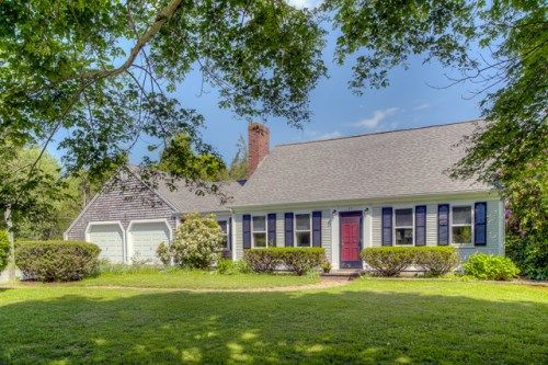 39 Salt Meadow Ln, West Barnstable, MA 02668