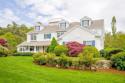 7 Farm Hill Rd, Dennis, MA 02638