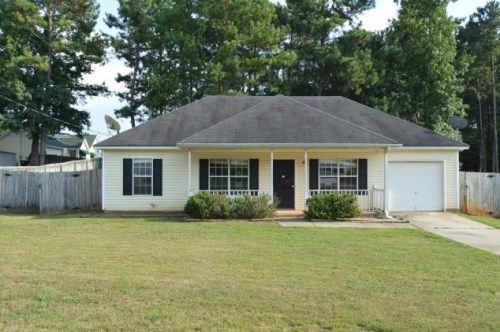 25 Chelsea Lane, Grantville, GA 30220