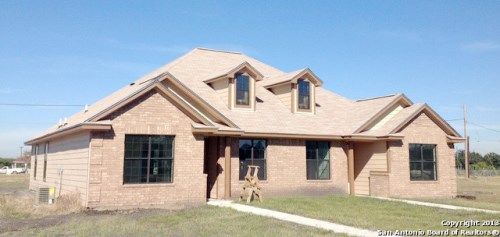 104 NOTTINGHAM LANE, Kenedy, TX 78119