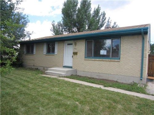 4016 E 8th St, Cheyenne, WY 82001