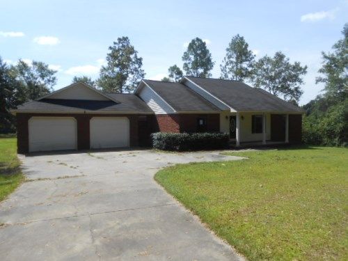 160 Rolling Woods Dr, Lucedale, MS 39452