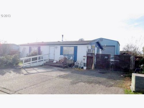 818 S 8TH PL, Harrisburg, OR 97446