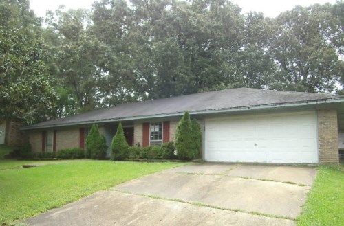 111 Trailwood Dr, Clinton, MS 39056