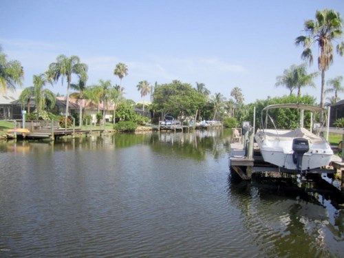 533 Lanternback Island Dr, Satellite Beach, FL 32937