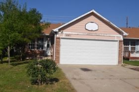 1881 Mount Sneffels St, Longmont, CO 80501