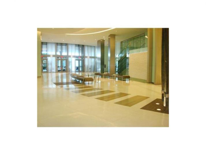 92 SW 3 ST # 3306, Miami, FL 33130