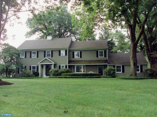 16 STONEYBROOK RD, Newtown, PA 18940