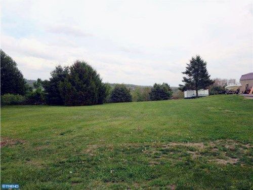 L8550 JAMES ST, Bernville, PA 19506
