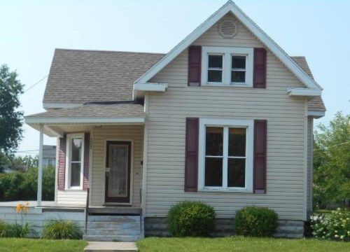 305 West Plum Street, Wapakoneta, OH 45895