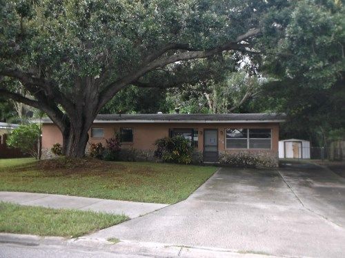 414 Country Club Dr, Oldsmar, FL 34677