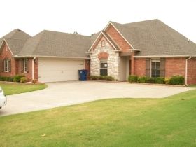 5505 Thomas Rd, Fort Smith, AR 72916