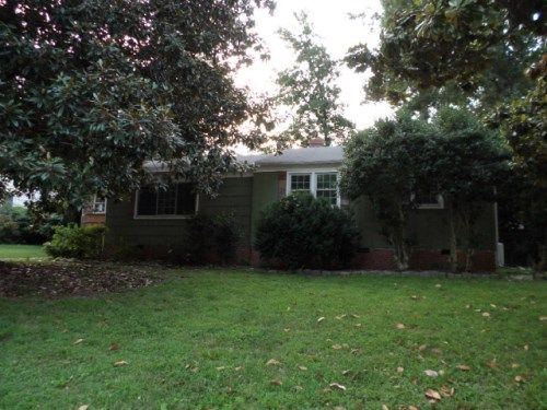 719 Dennis Ave, Raleigh, NC 27604