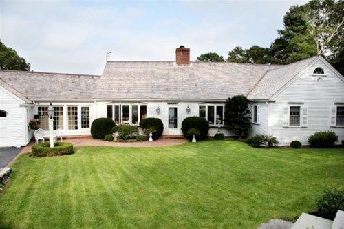 346 Starboard Ln, Osterville, MA 02655