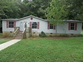 151 Edgewood Cir, Star, NC 27356