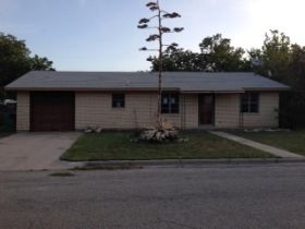 1802 Elza Dr, Goldthwaite, TX 76844