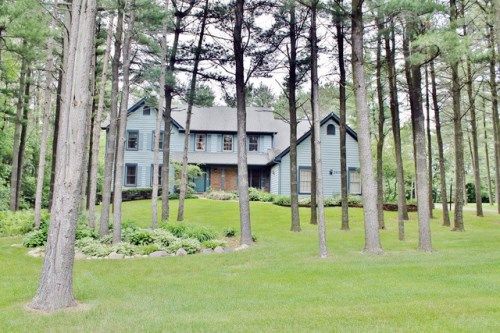 5606 Jay Dr., Crystal Lake, IL 60014