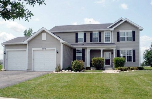 696 Da Vinci Drive, Hampshire, IL 60140