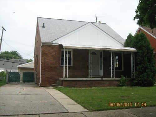 526 Farnham Ave, Lincoln Park, MI 48146