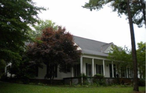 120 Sharon Ln, Tallapoosa, GA 30176