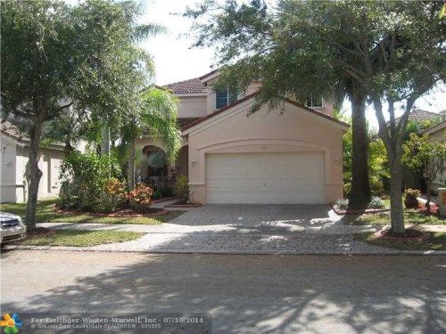 653 VISTA MEADOWS DR, Fort Lauderdale, FL 33327