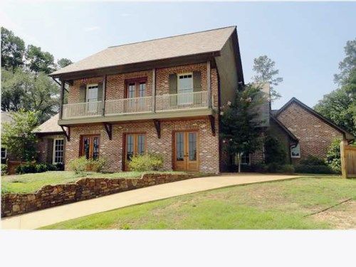 5 MEADOWBROOK ARBOR LN, Jackson, MS 39211