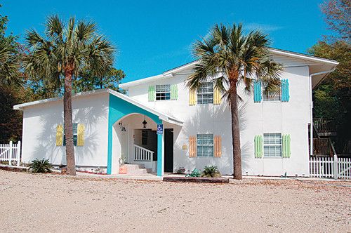 1117 3rd Ave SE, Steinhatchee, FL 32359