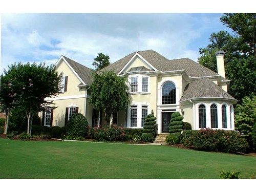 10375 High Falls Circle, Alpharetta, GA 30022