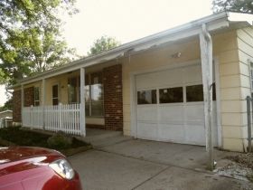 3669 Carol Park Rd, House Springs, MO 63051