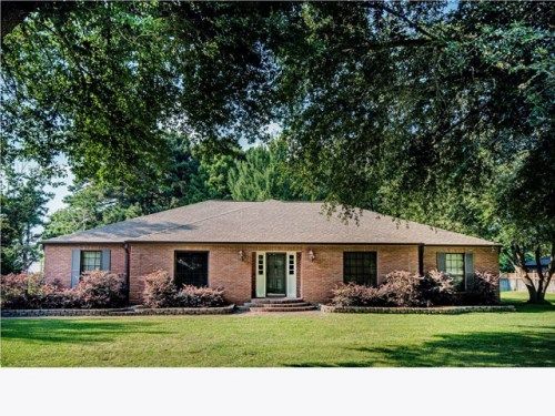 1633 Sunset Drive, Canton, MS 39046
