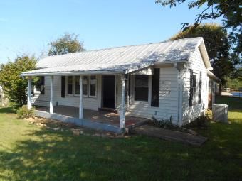 2172 Cedar Gate Rd, Madison Heights, VA 24572
