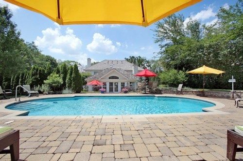 963 Cleveland Road, Hinsdale, IL 60521