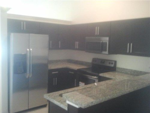 880 E 6 ST, Hialeah, FL 33010