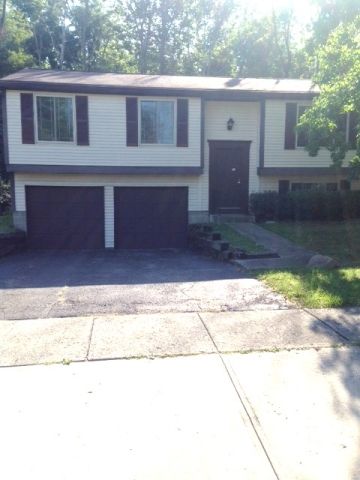 450 Doverwood Dr, Reynoldsburg, OH 43068