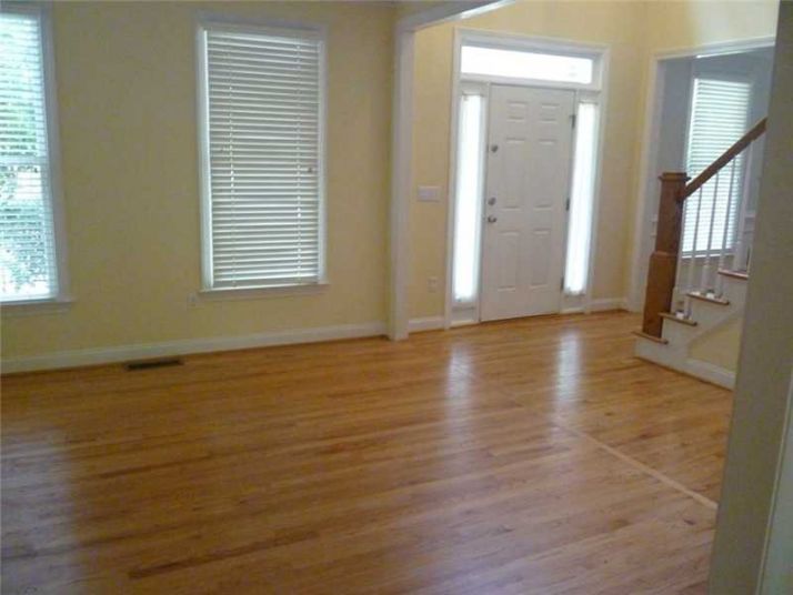 2091 La Dawn Lane Nw, Atlanta, GA 30318