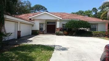 7018 Coachlight St, Sarasota, FL 34243