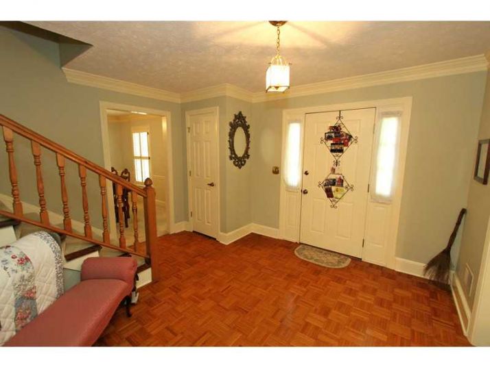 232 Windsong Lane, Lilburn, GA 30047