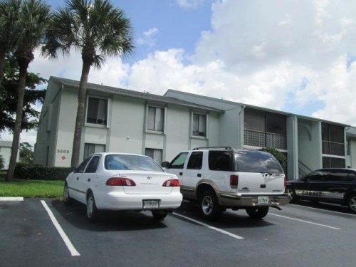 3588 Alder Dr Apt E1, West Palm Beach, FL 33417