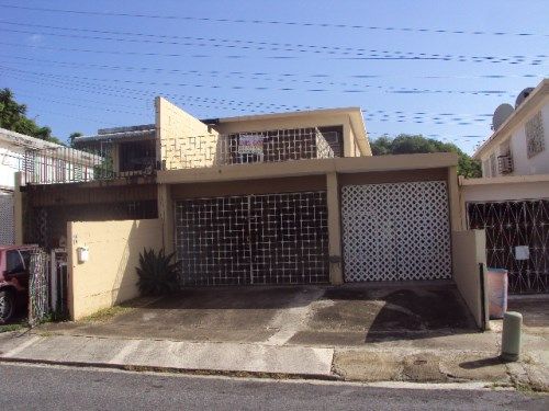 Sierra Baymon 66-18 45 St, Bayamon, PR 00959