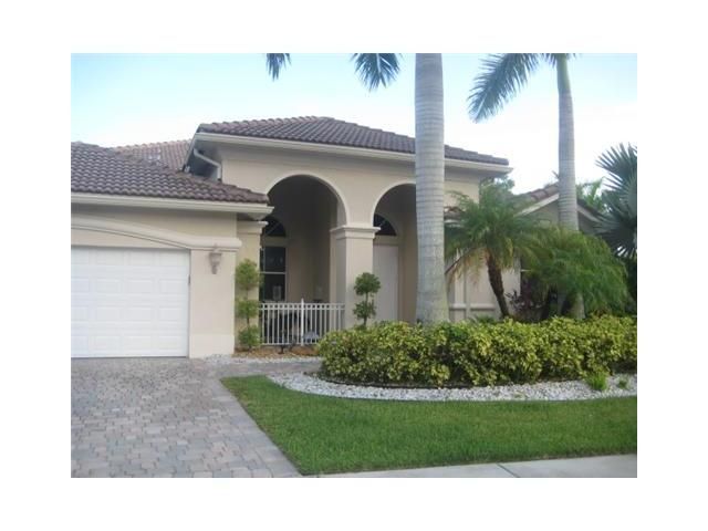 2001 QUAIL ROOST DR, Fort Lauderdale, FL 33327