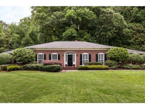 4225 Lake Forrest Drive Ne, Atlanta, GA 30342