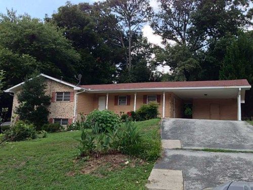 2071 Lake Sorrento Drive, Conyers, GA 30012